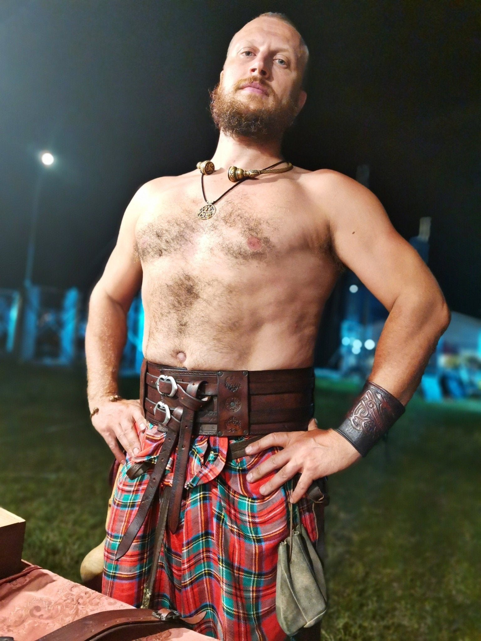 Adjustable double buckle belt made from premium leather. Handmade and perfect for LARP, fitness, or celtic medieval Renfaires