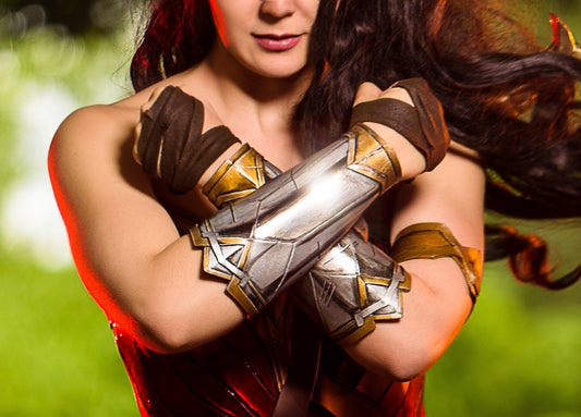 Shop high-quality foam Wonder Woman bracers for cosplay. Comfortable, lightweight, and durable—perfect for completing your Amazonian warrior look