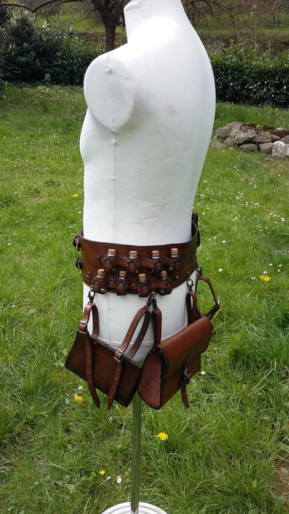 Handmade leather alchemist’s belt with 12 potion holders, crafted for LARP, cosplay, and medieval fantasy costumes