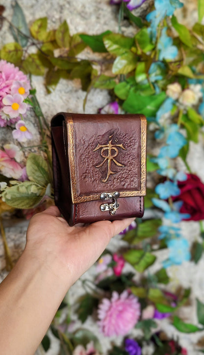 Custom Leather Card Holder - Deck Box 100+ Magic The Gathering / Pokemon / One Piece Poker