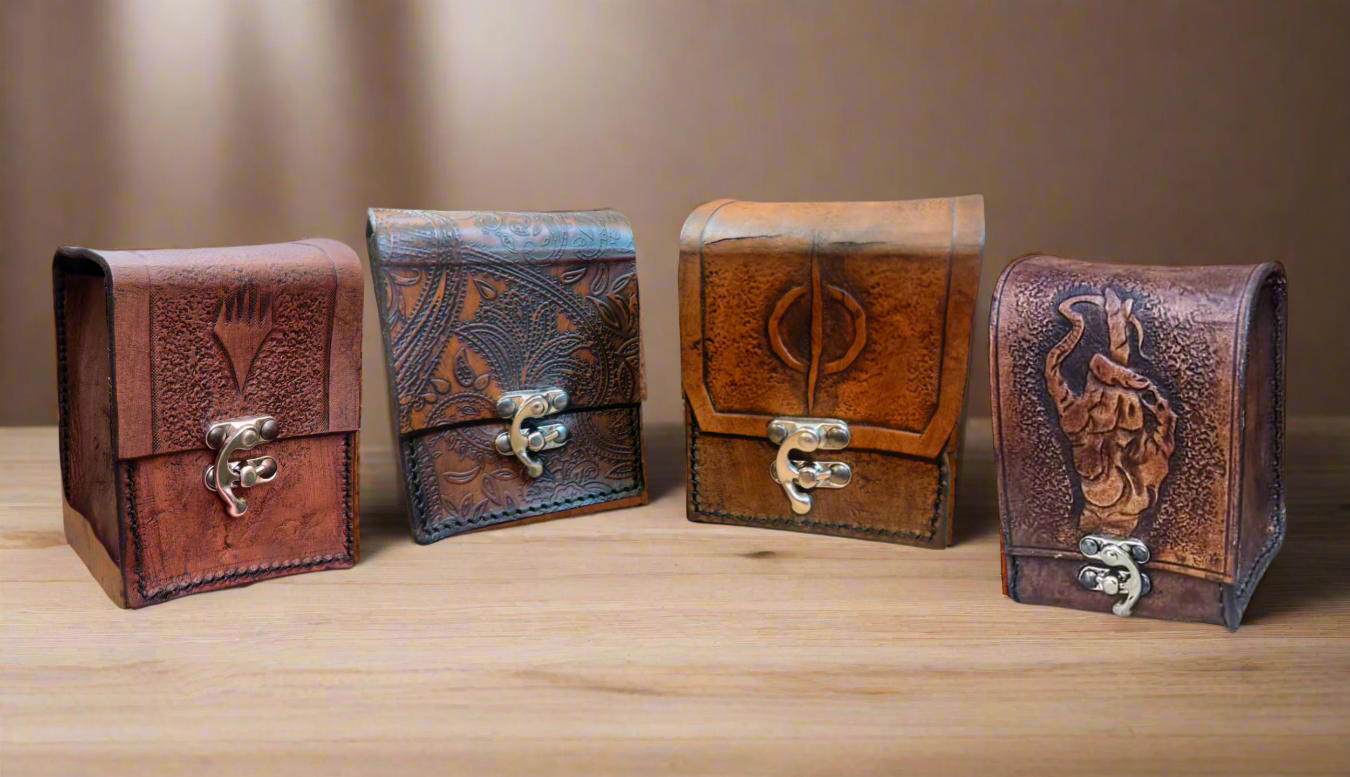 Custom Leather Card Holder - Deck Box 100+ Magic The Gathering / Pokemon / Poker deck