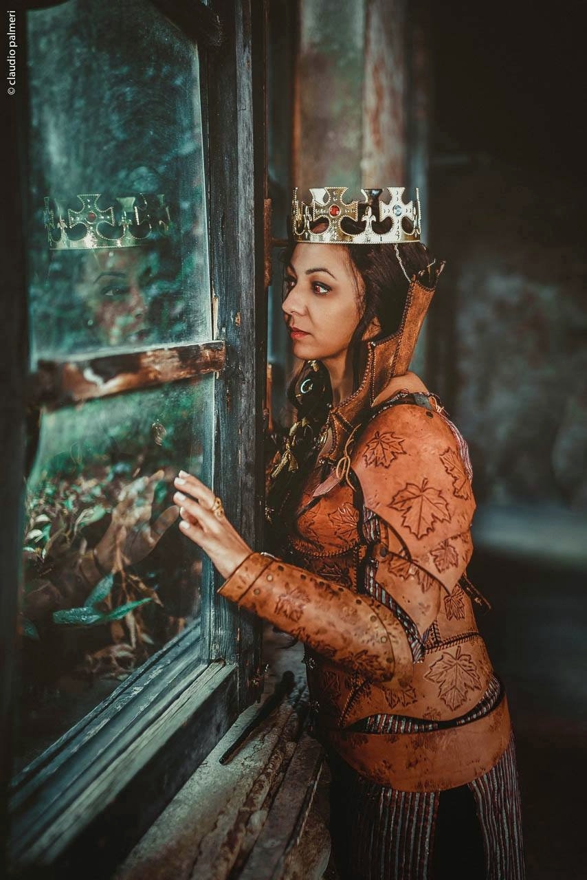 Fantasy warrior leather armor – unique handmade design inspired by elven queens and druid warriors,  perfect for larp and medieval fantasy conventions