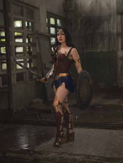 High-quality leather Wonder Woman cosplay costume, custom-made for a durable and realistic warrior look