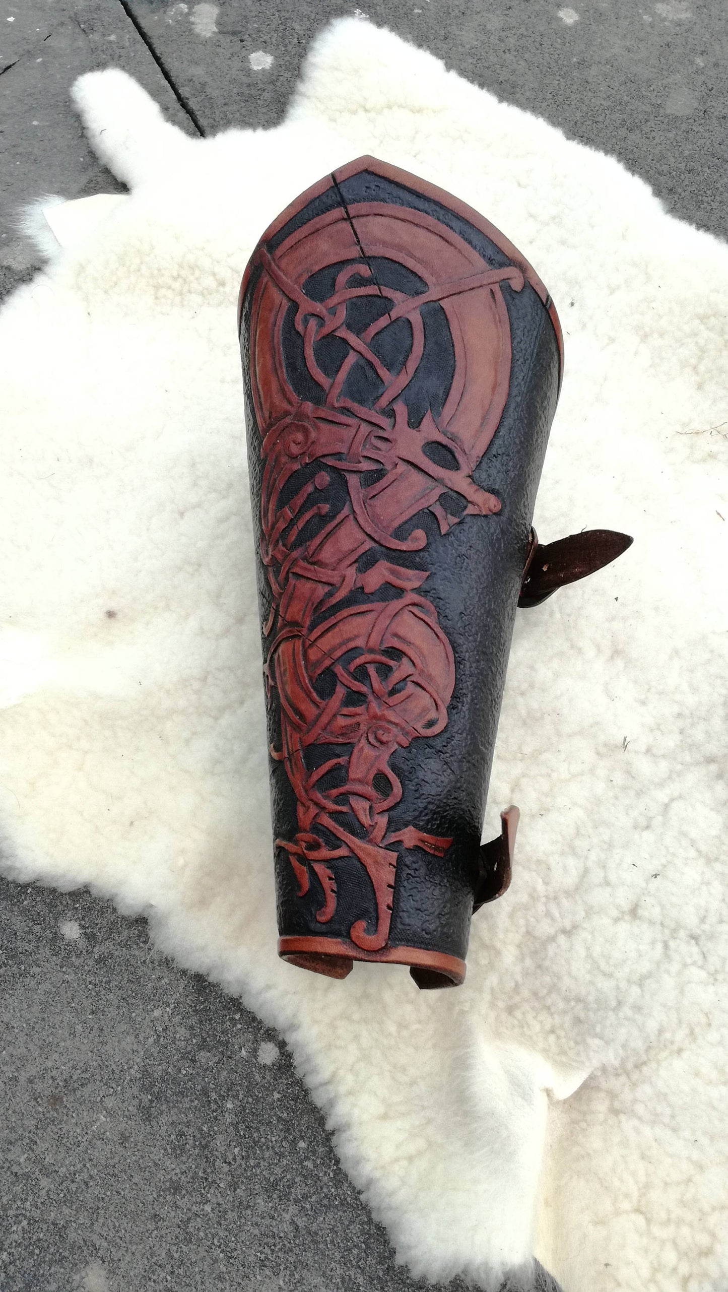 Leather engraved bracelet celtic knot decoration animal / armor fighter warrior bracer vikings fantasy / cosplay larp armour custom