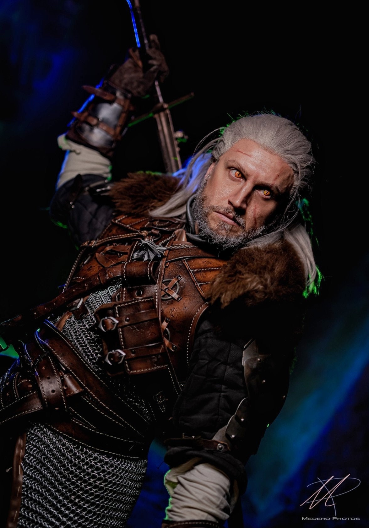 Armatura dell'Orso The Witcher Geralt design personalizzato fatto a mano - set completo costume cosplay