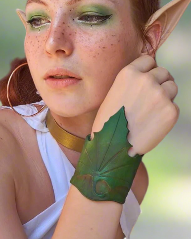 Leaf leather bracelet - handmade elven accessory