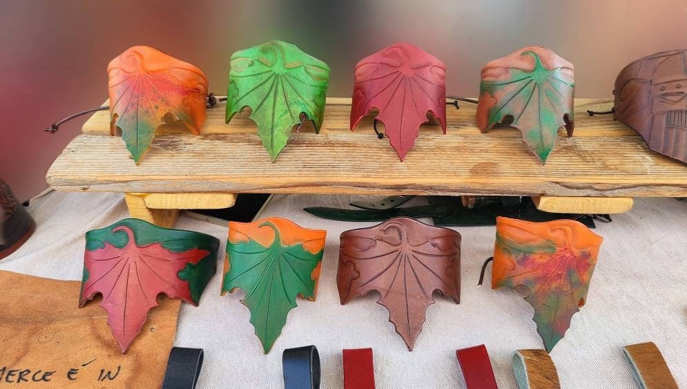 Leaf leather bracelet multicolour handmade elven accessory - custom high quality unisex gift