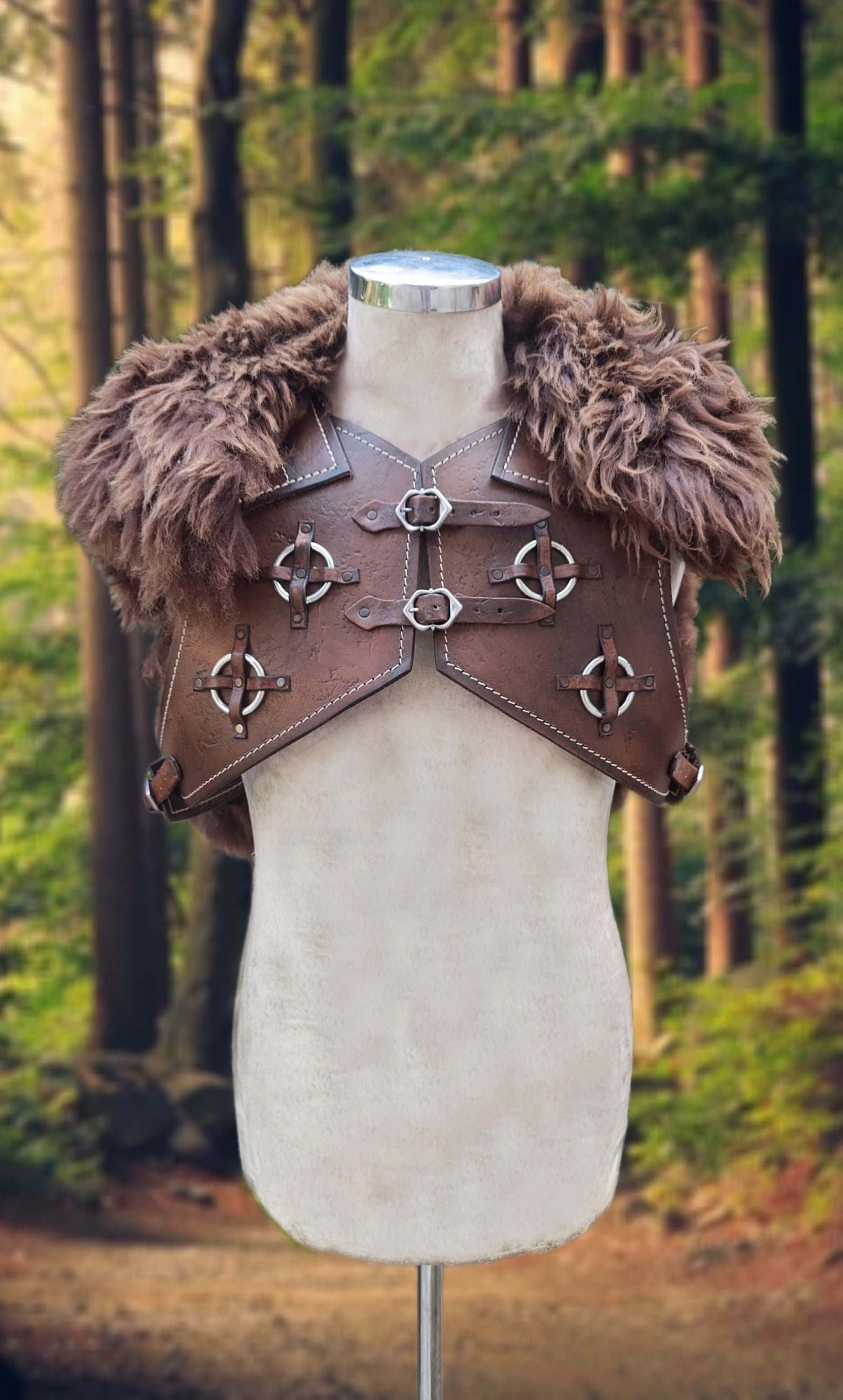 The Witcher 3 Wild Hunt Geralt Ursine Armor Pettorale + Pelliccia / Fatto a mano taglia personalizzate in vera pelle di alta qualità