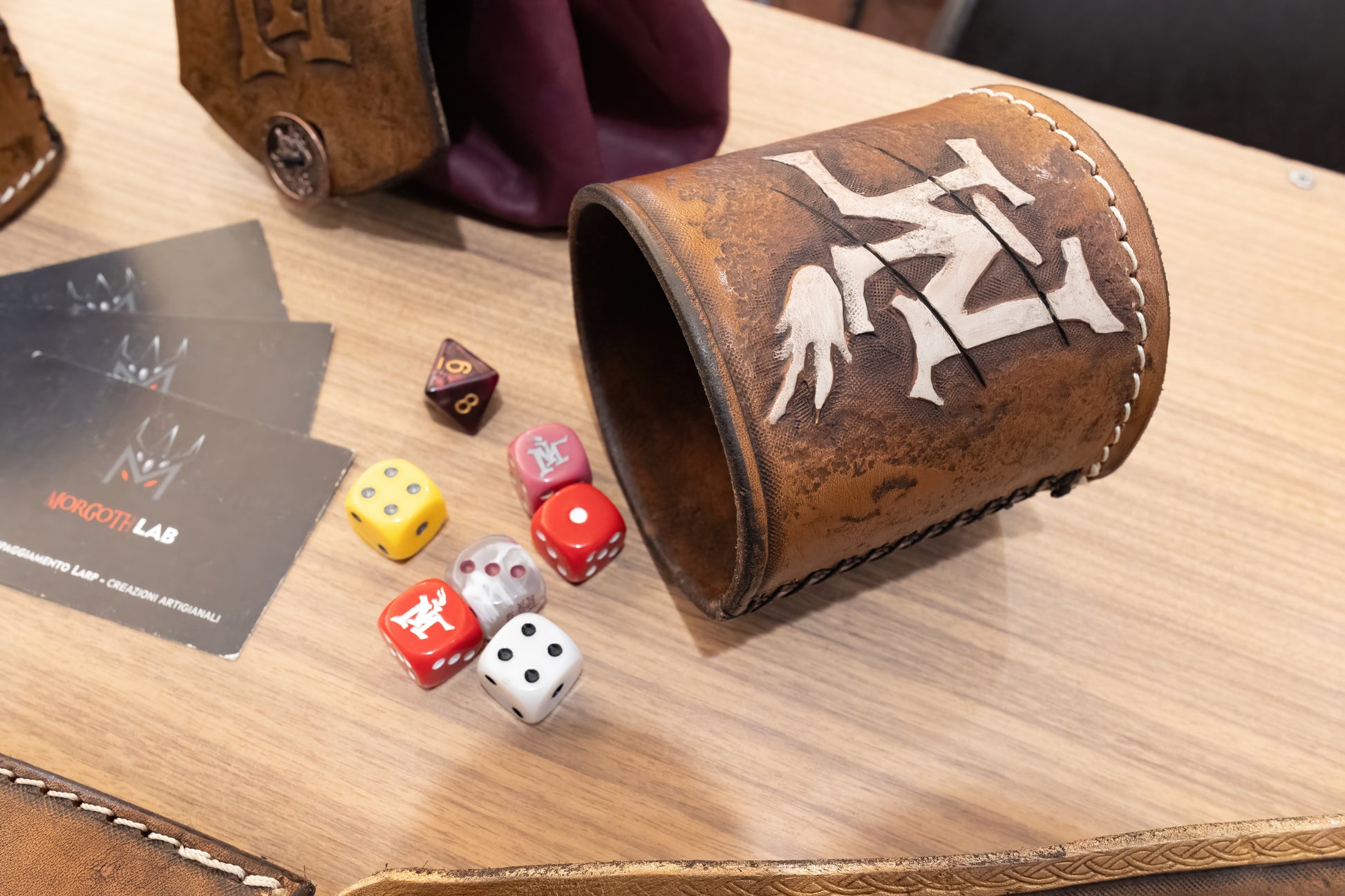 Leather dice shaker for tabletop RPGs like Mordheim, Warhammer, Dungeons & Dragons and Pathfinder, handcrafted for a unique gaming experience