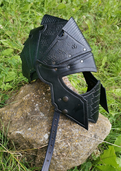 Scale LEATHER HELMET / Handmade Medieval Fantasy Helm for Larp & Cosplay