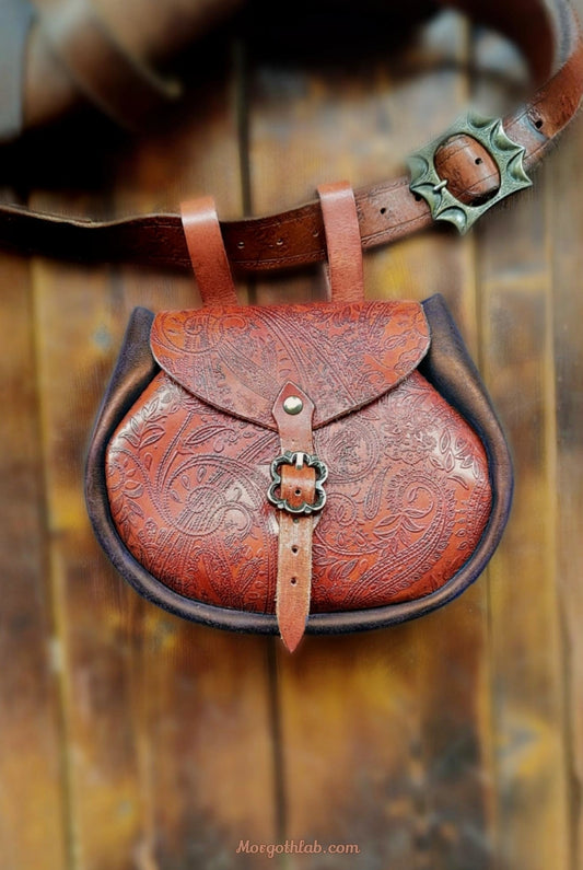 Handmade Leather Bag - Historical Belt Pouch / Plain or Engraved